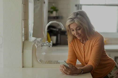 Female telehealth psychologist